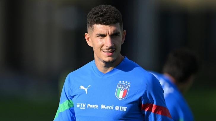 Italy defender Giovanni di Lorenzo